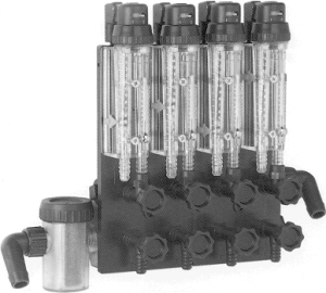 Typ 500 mit Druckabfallmelder und 4 Mess- und  Regelkreisen sowie Wasserfilter
